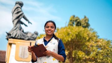 Travellers exploring with Make It Happen Storytellers