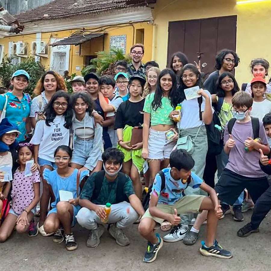 Educational-Offsite-Hero-Image-1-Mobile