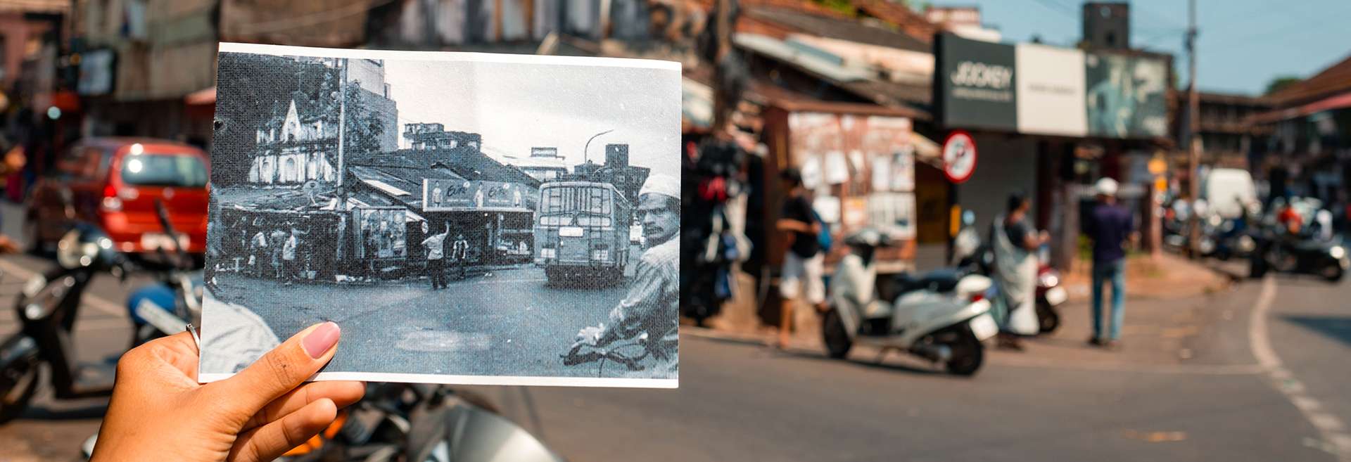 heritage-walk-in-goa