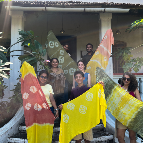 tie-and-die-mobile-6