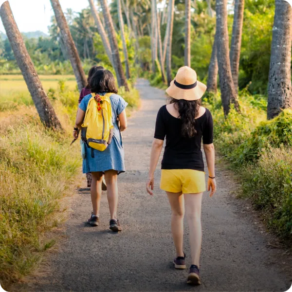 Experience the slow life
BOOK A	SAUNTER