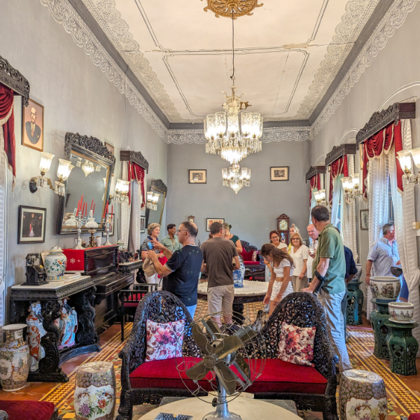 The-Heritage-House-Tour-with-Tile-Painting-Activity-mobile-slide-4